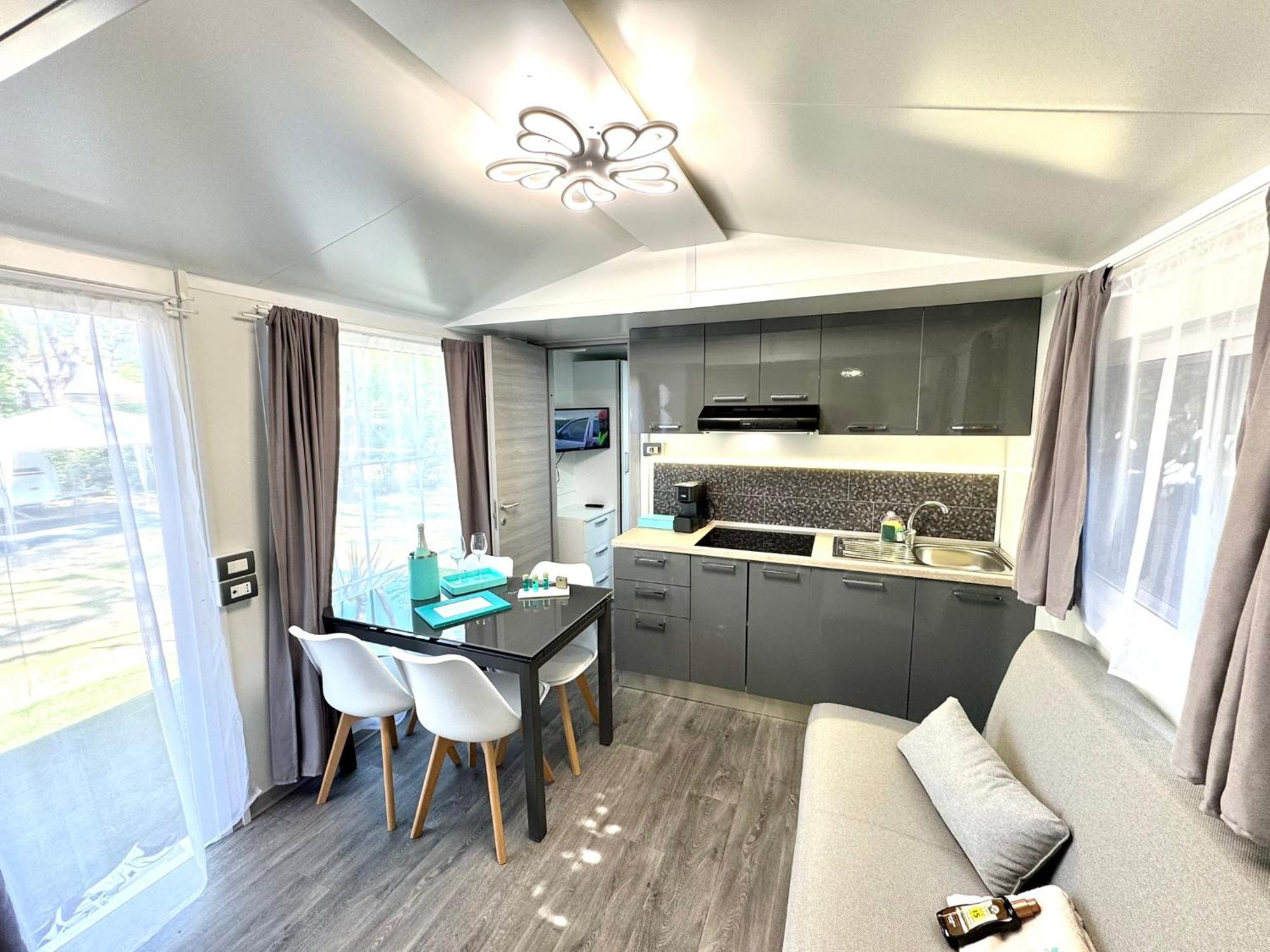 Luxury Caravan At Union Lido Каваллино Экстерьер фото